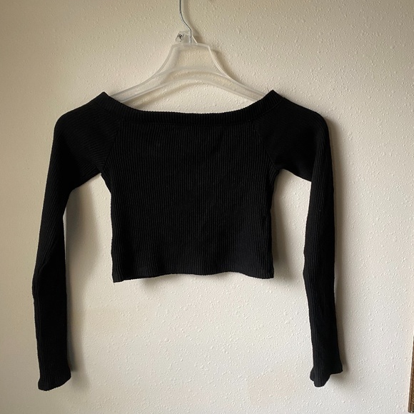 AMERICAN EAGLE OFF THE SHOULDER TOP - Picture 2 of 3